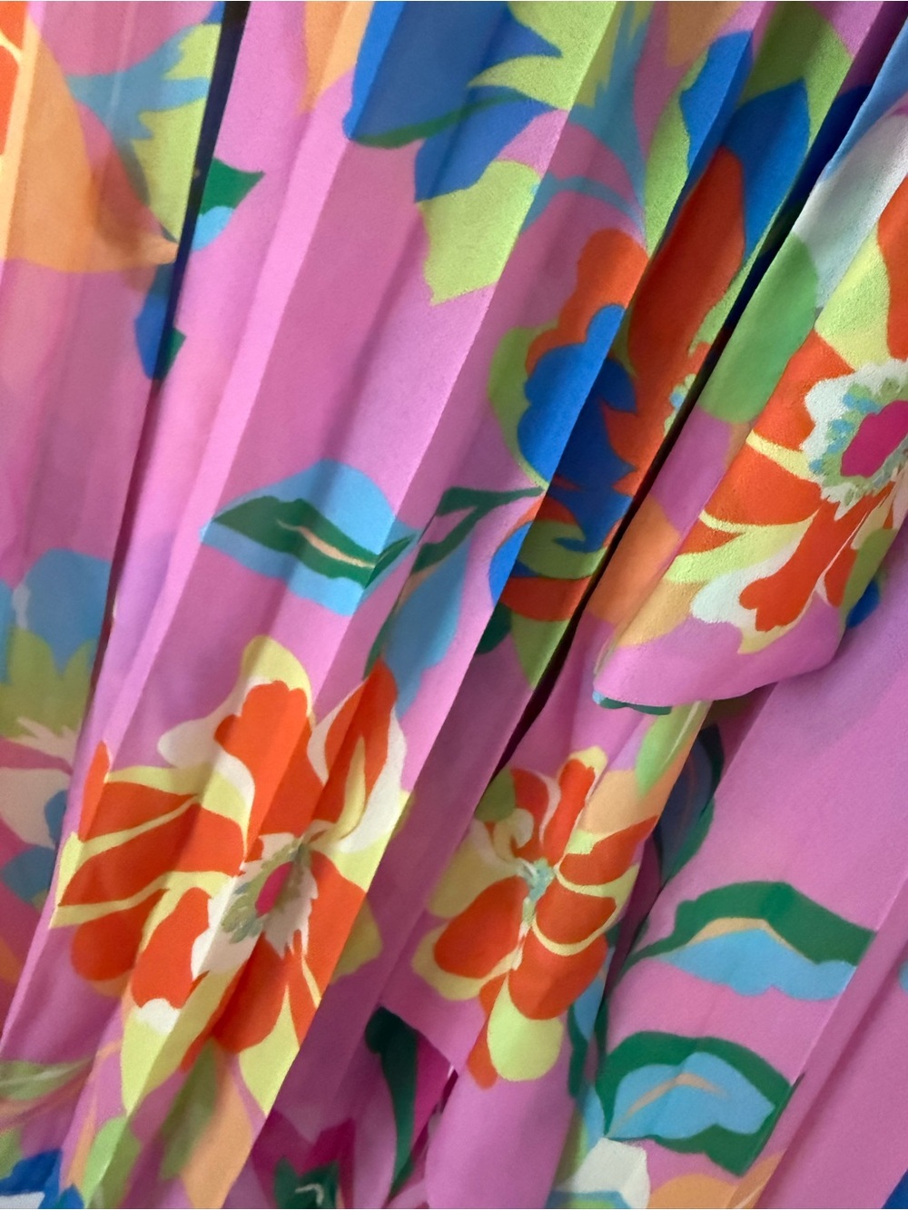 Flying Tomato Pink Floral Pleated Tank Top - Picture 3 of 4